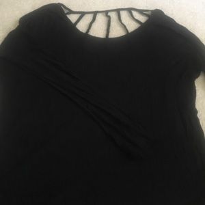 Caged back long sleeve 👚